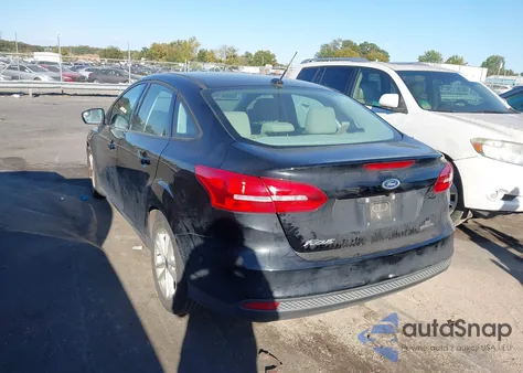 2016 Ford Focus Se z USA, uszkodzony, nr VIN 1FADP3F26GL401509